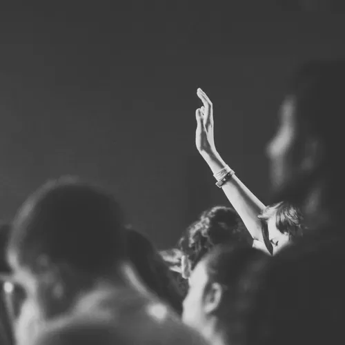 Obrázek události Mezi angažovaností a respektem: umělecký aktivismus v akademickém prostředí 